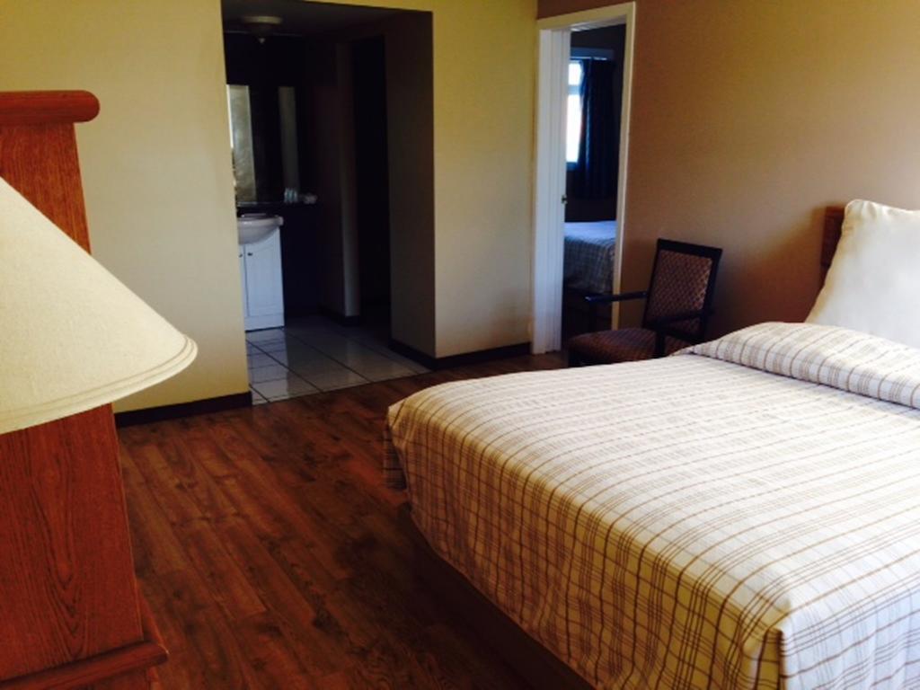 Nice Inn Edmonton Pokój zdjęcie